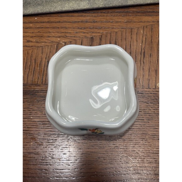 Vintage 1960s Limones Peint A La Main Trinket Box With Lid - Picture 4 of 12